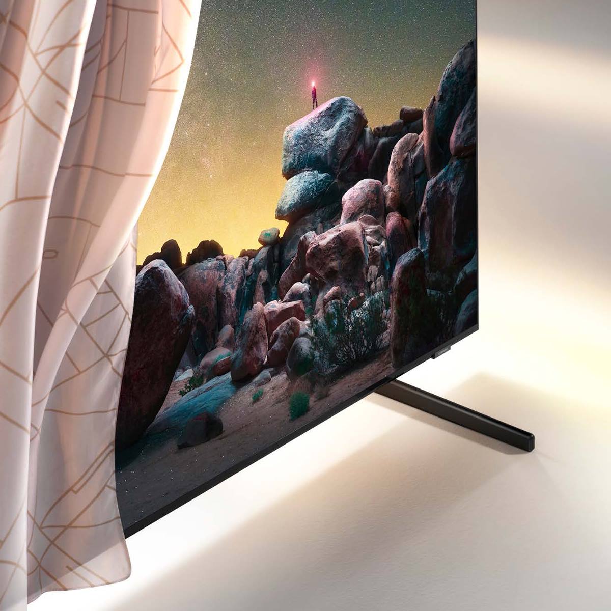 Samsung Commission - photograph on standing TV